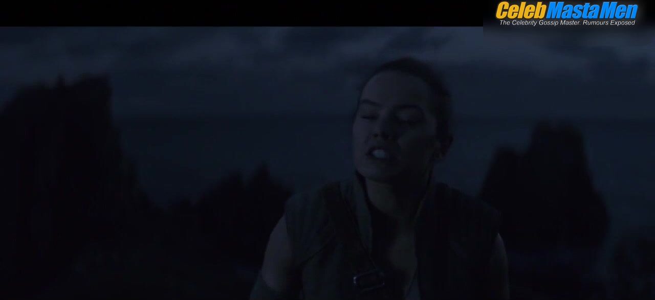Adam Driver ’s Sexy Scene From Star Wars The Last - Photo 2 of 5