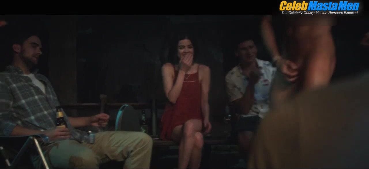 Tyler Posey Body Double, Booty Scene From Truth Or Dare - Photo 2 of 5