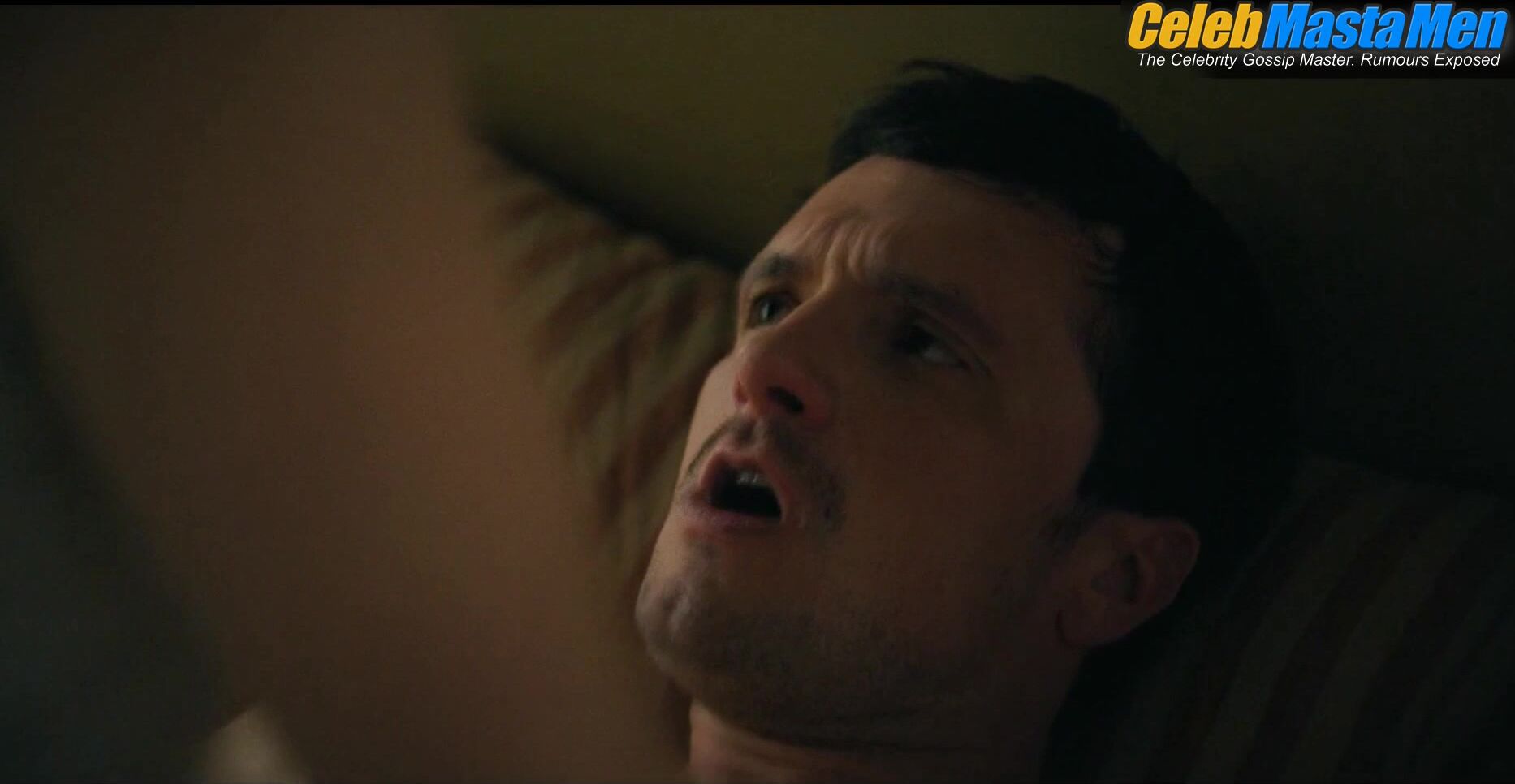 Josh Hutcherson Shirtless, Straight Sex Scene From I Love La - Photo 1 of 5 photo 2