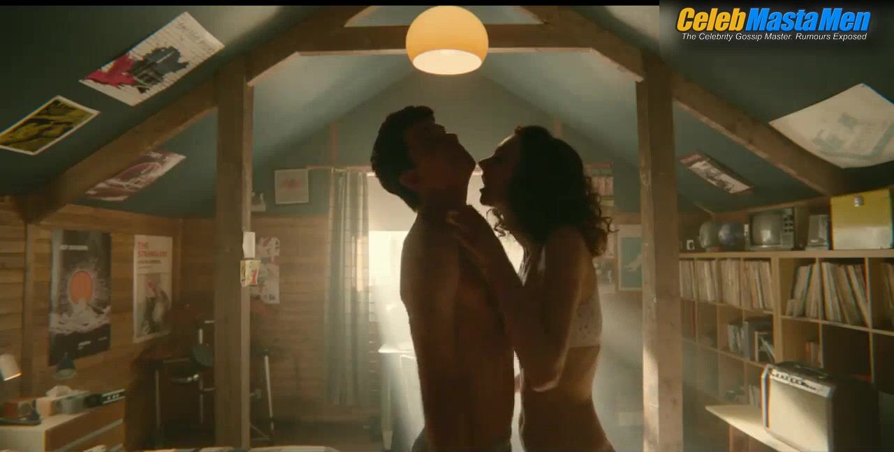 Asa Butterfield James Purefoy And Shirtless, Straight Scene - Photo 1 of 5