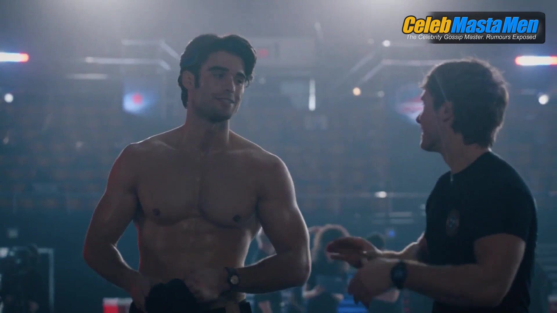 Hunter Mcvey Ryan Guzman, Oliver Stark And Shirtless - Photo 1 of 5 photo 2