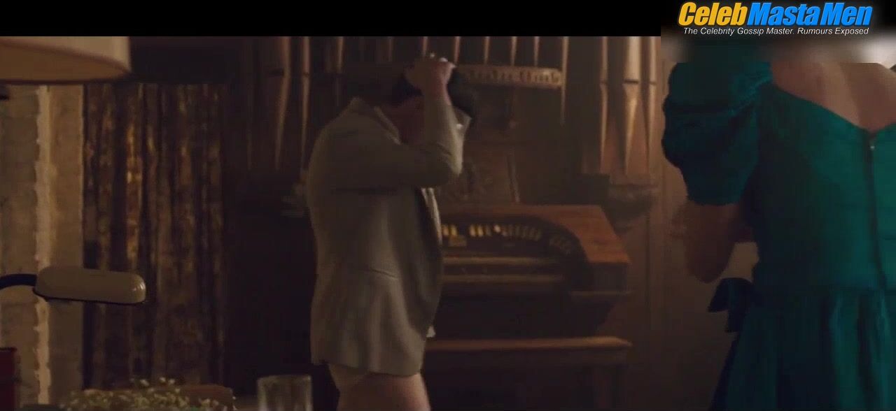Finn Wittrock ’s Bulge And Underwear Scene In Big - Photo 2 of 5