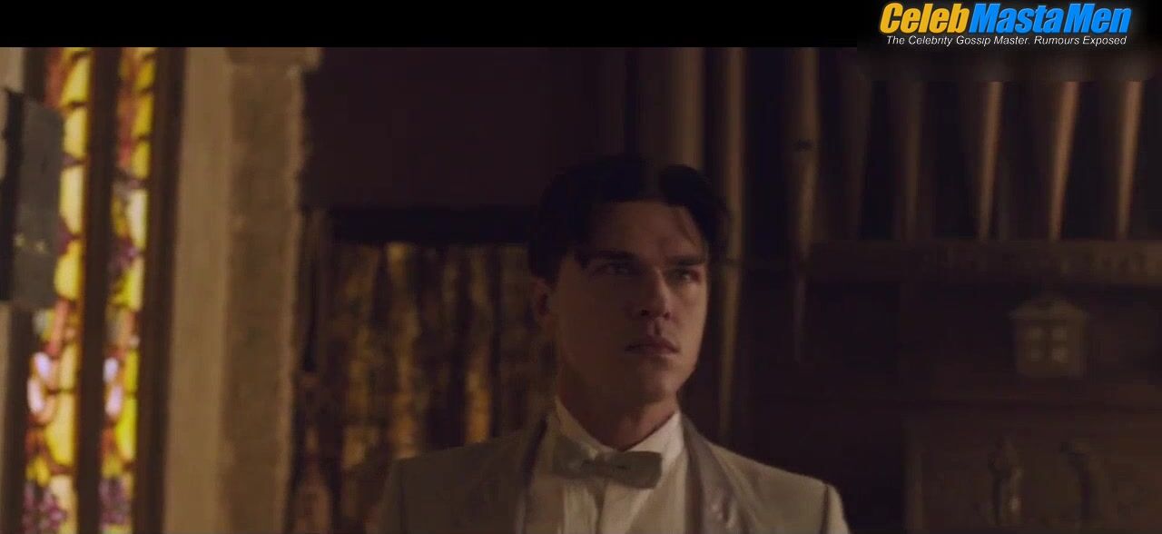 Finn Wittrock ’s Bulge And Underwear Scene In Big - Photo 2 of 5 photo 5