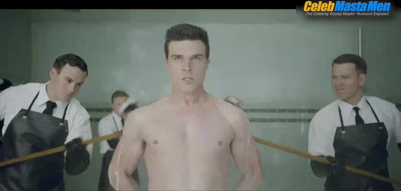 Finn Wittrock ’s Booty, Shirtless Scene From Ratched - Photo 2 of 5 photo 5
