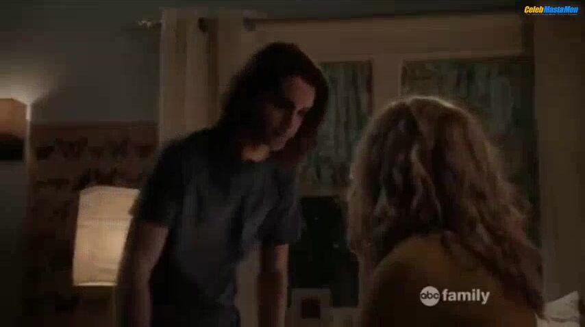 Avan Jogia ’s Shirtless Scene From Twisted - Photo 1 of 5