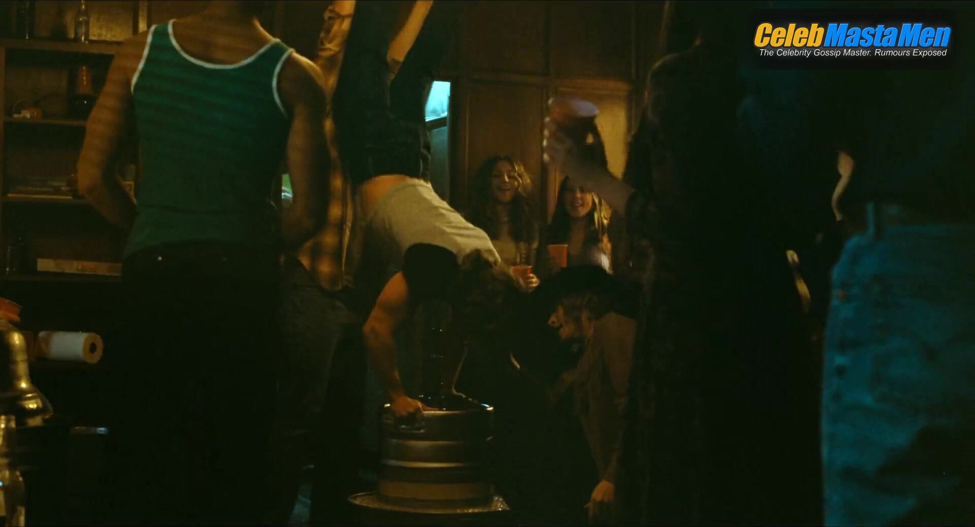 Jeremy Allen White ’s Shirtless Scene From The Iron Claw - Photo 3 of 5 photo 2