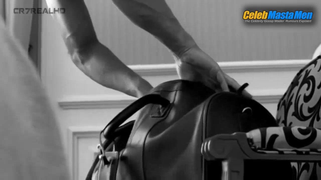 Cristiano Ronaldo Hot Scene From Housekeeping - Photo 3 of 5 photo 5