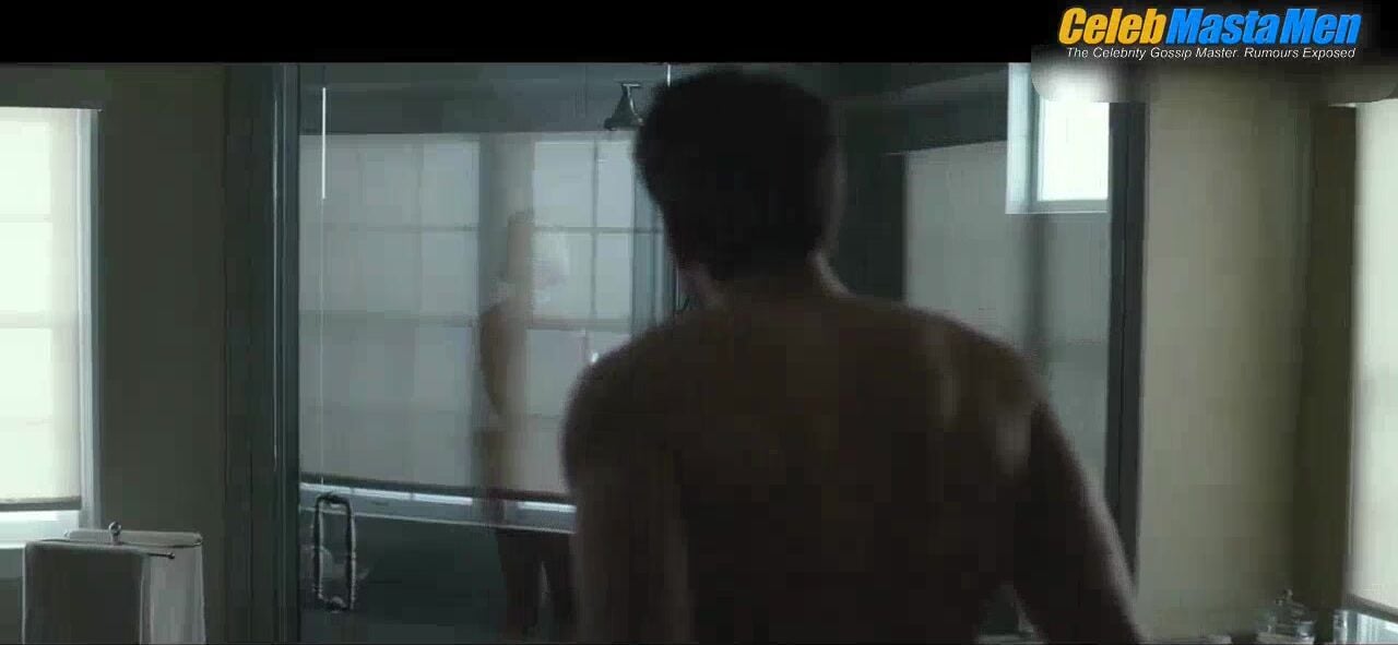 Ben Affleck ’s Penis And Shirtless Scene From Gone - Photo 3 of 5 photo 1