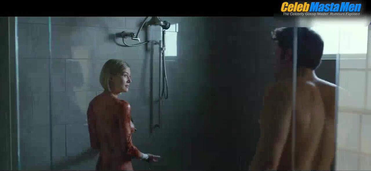 Ben Affleck ’s Penis And Shirtless Scene From Gone - Photo 3 of 5 photo 2