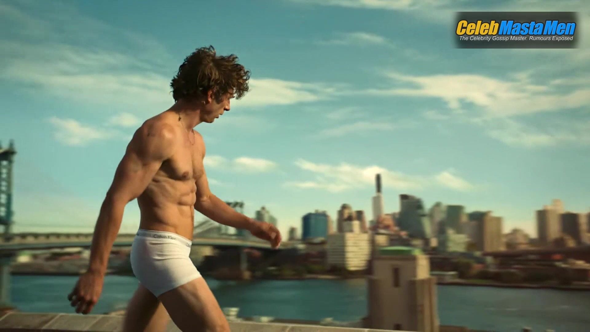 Jeremy Allen White Shirtless, Bulge Scene In Calvin Klein - Photo 1 of 5 photo 4