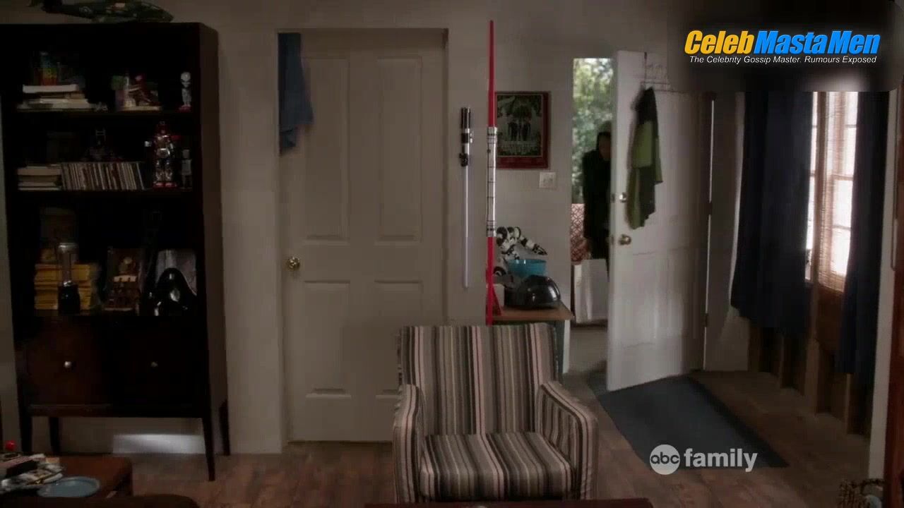 Avan Jogia ’s Shirtless, Sexy Scene In Twisted - Photo 1 of 5