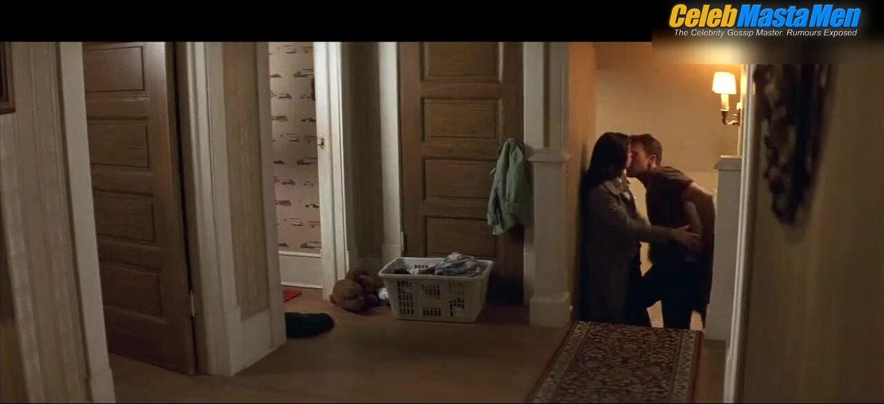 Ben Affleck Underwear Scene From Jersey Girl - Photo 2 of 5