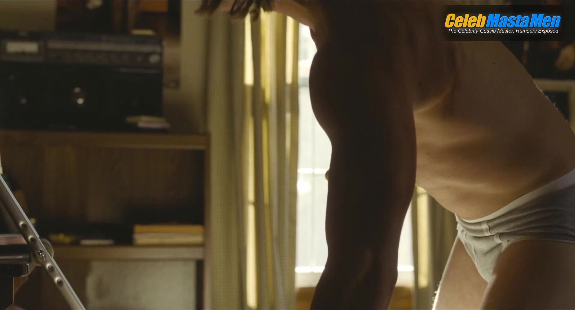 Jeremy Allen White Shirtless And Bulge Scene From The Iron Claw - Photo 3 of 5 photo 2