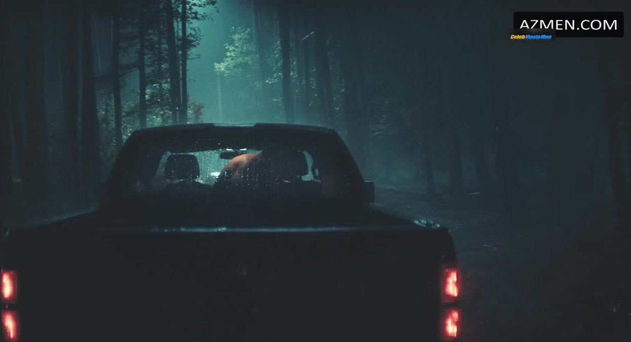 Jon Bernthal Shirtless, Straight Scene From His & - Photo 4 of 5 photo 5