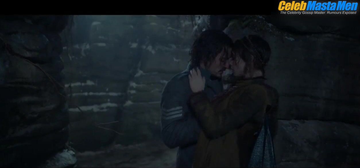 Orlando Bloom Ass In A Straight Scene From Carnival Row - Photo 3 of 5 photo 1