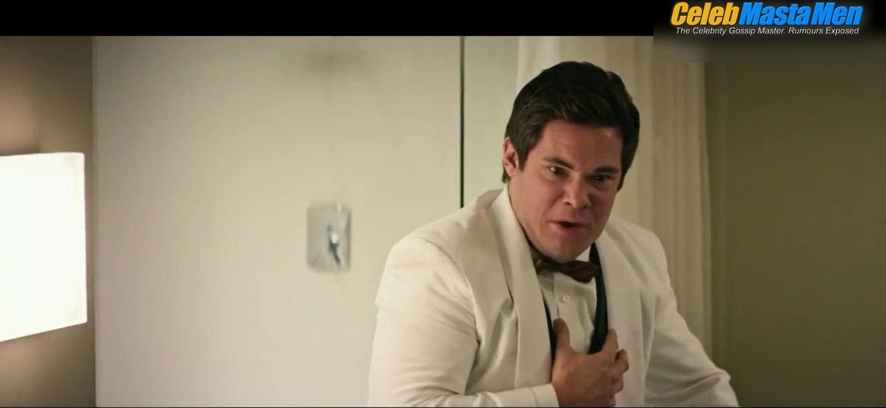 Adam Devine And Mac Brandt Sexy Scene From Game Over, - Photo 4 of 5