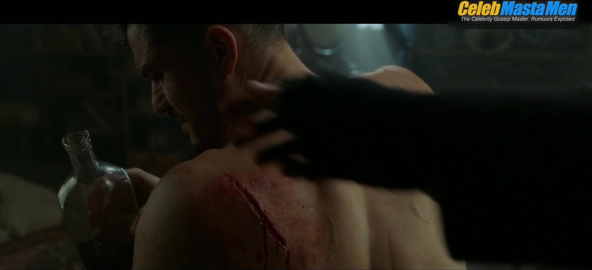 Orlando Bloom ’s Shirtless Scene From Carnival Row - Photo 2 of 5