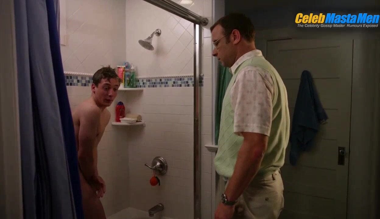 Jeremy Allen White ’s Sexy Booty Scene In Movie 43 - Photo 2 of 5 photo 4