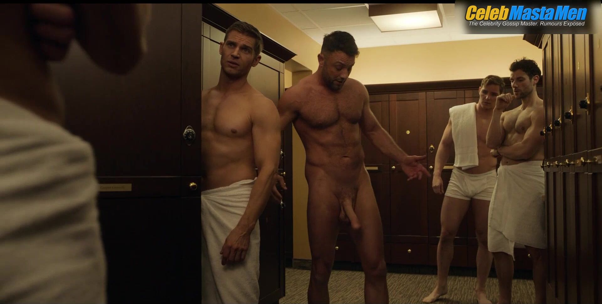 Jonathan Sadowski Mike Vogel And Shirtless, Naked Butt Scene - Photo 4 of 5