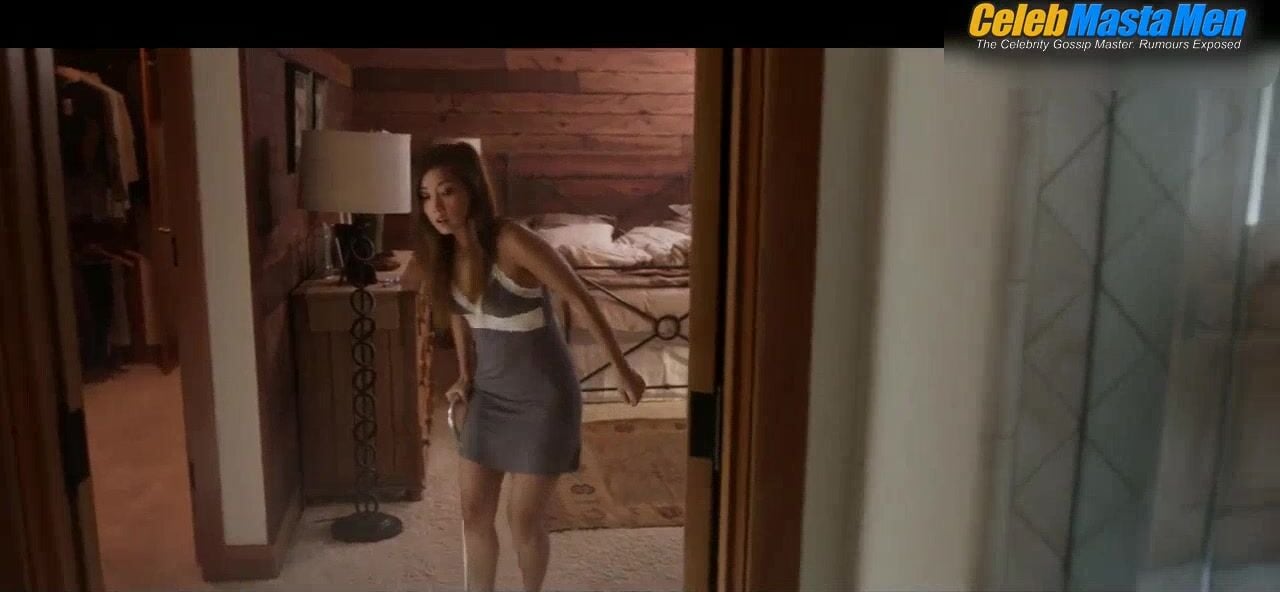 Mike Vogel ’s Shirtless Scene From Secret - Photo 2 of 5 photo 1