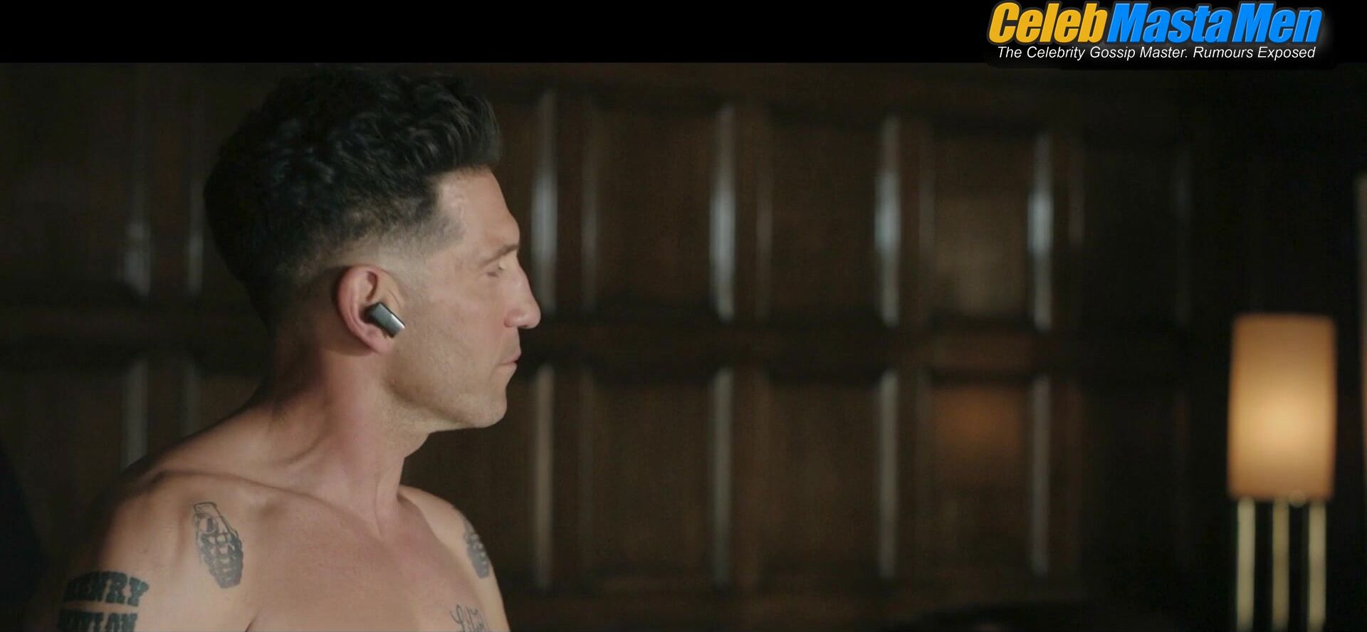 Jon Bernthal Shirtless And Bulge Scene In The Accountant2 - Photo 2 of 5 photo 4