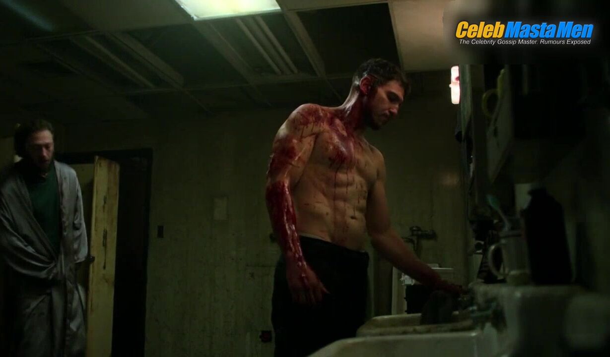 Jon Bernthal Hot Scene From Marvel’s The Punisher - Photo 2 of 5
