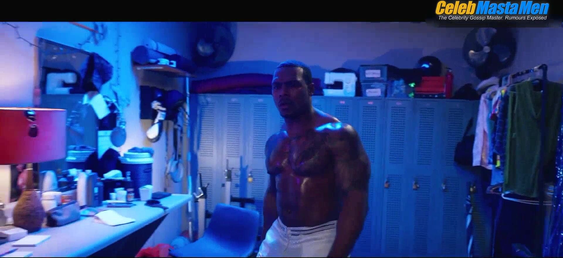 Bolo The Entertainer , Jeremy Williams And Dion Rome Show Butt In - Photo 1 of 5