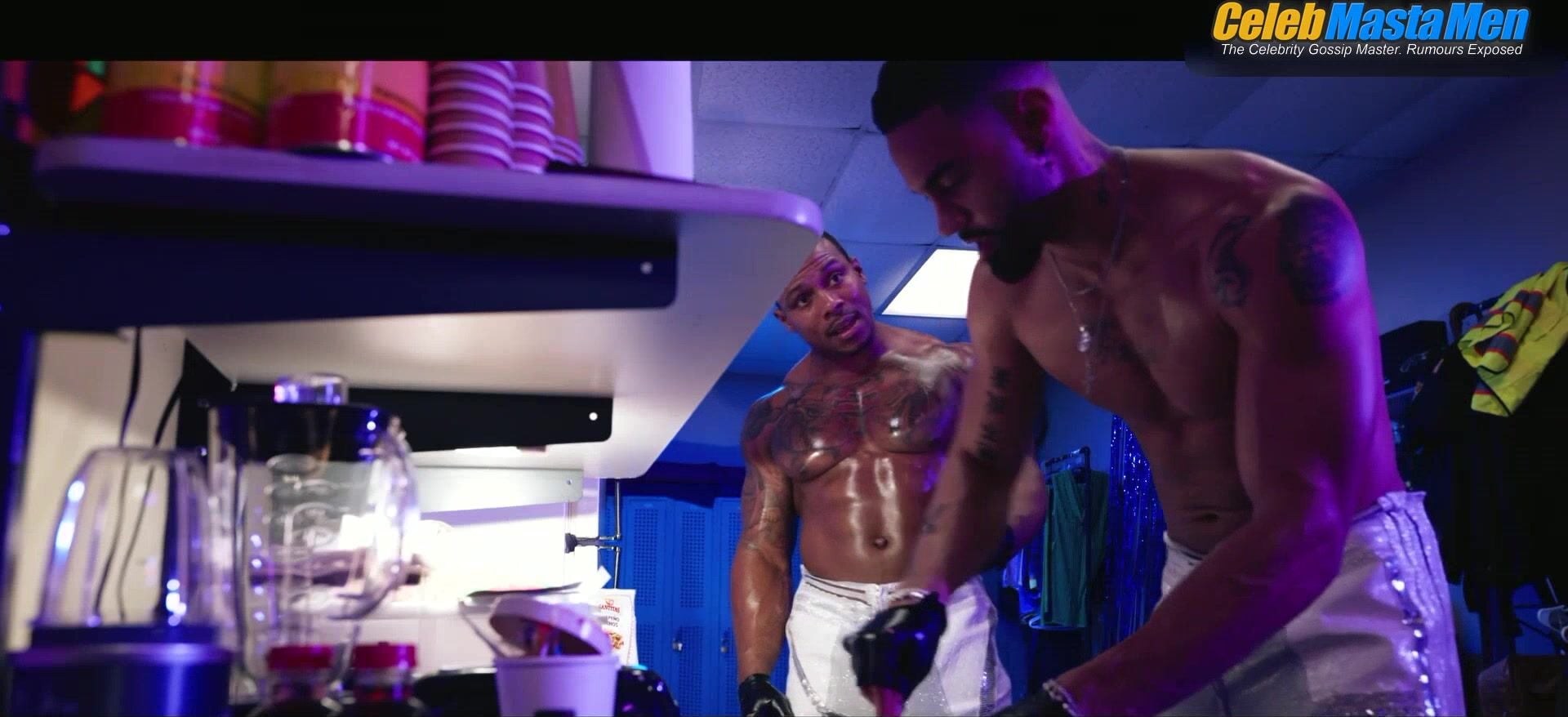 Bolo The Entertainer , Jeremy Williams And Dion Rome Show Butt In - Photo 1 of 5 photo 2