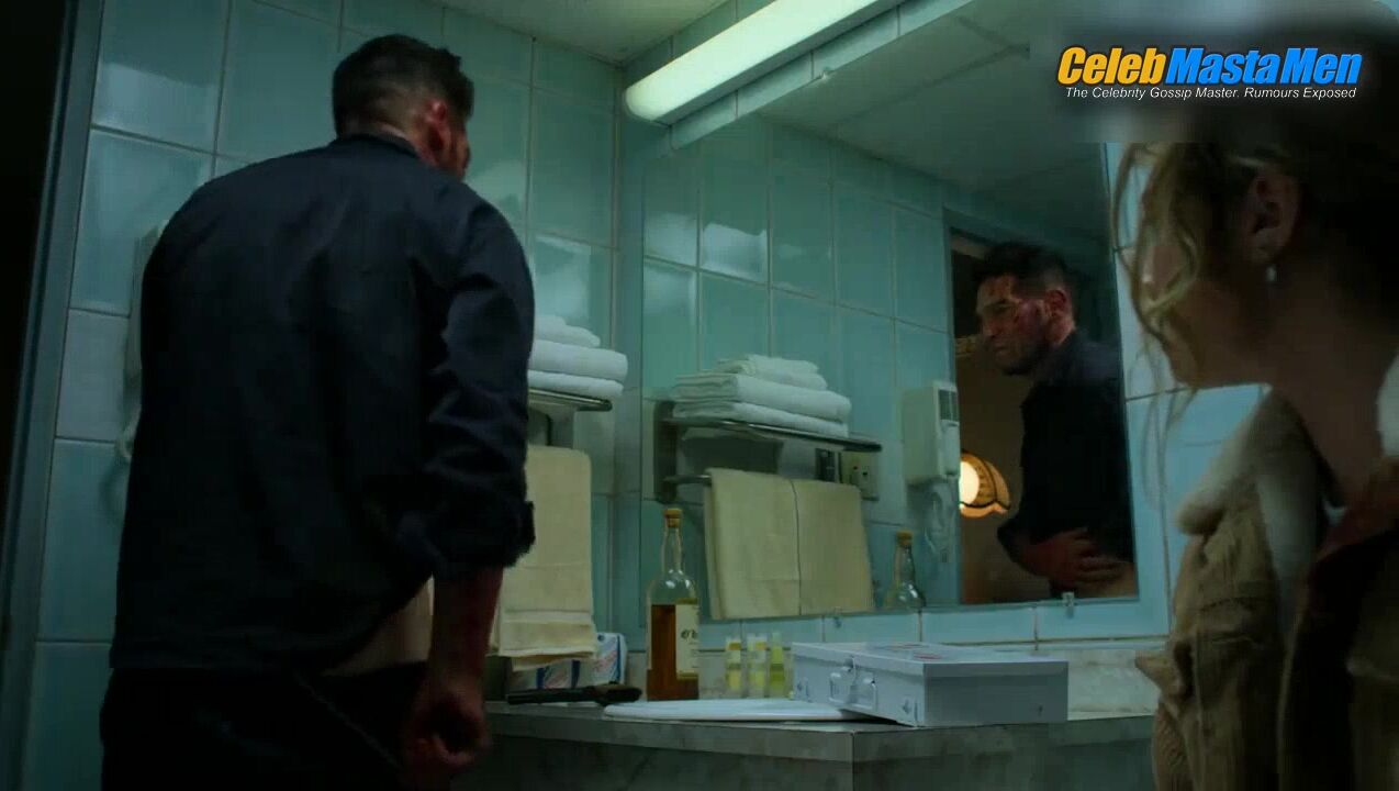 Jon Bernthal Ass Scene From Marvel’s The Punisher - Photo 2 of 5 photo 1